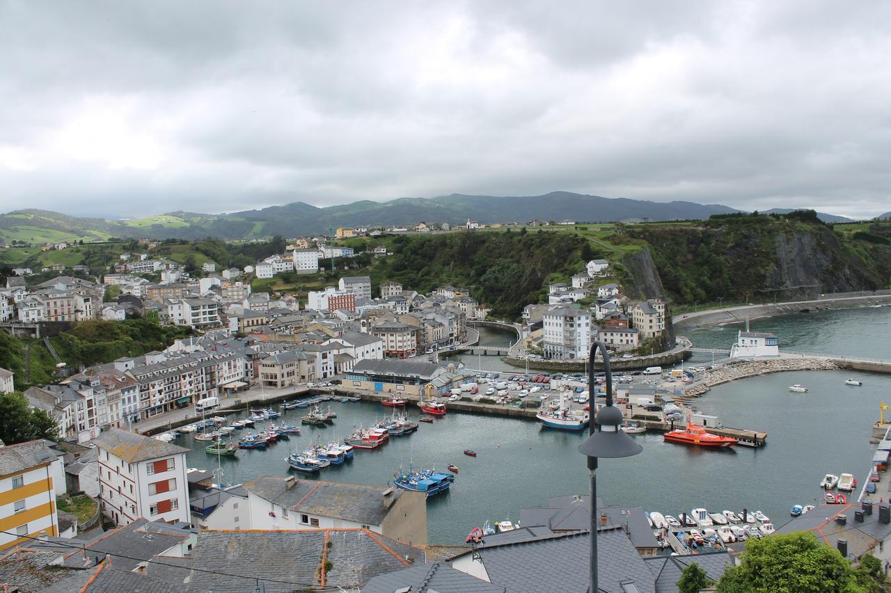 Apartamentos Turisticos Vistademar Luarca Kültér fotó