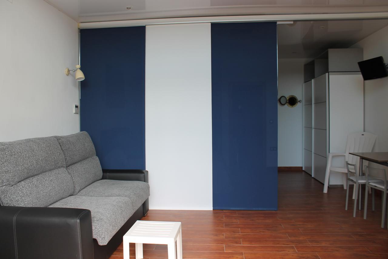 Apartamentos Turisticos Vistademar Luarca Kültér fotó