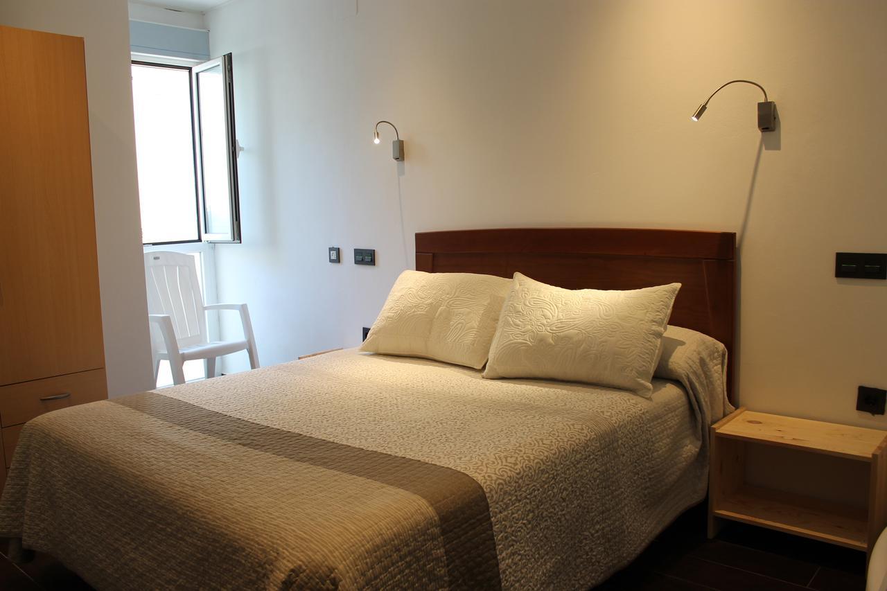 Apartamentos Turisticos Vistademar Luarca Kültér fotó