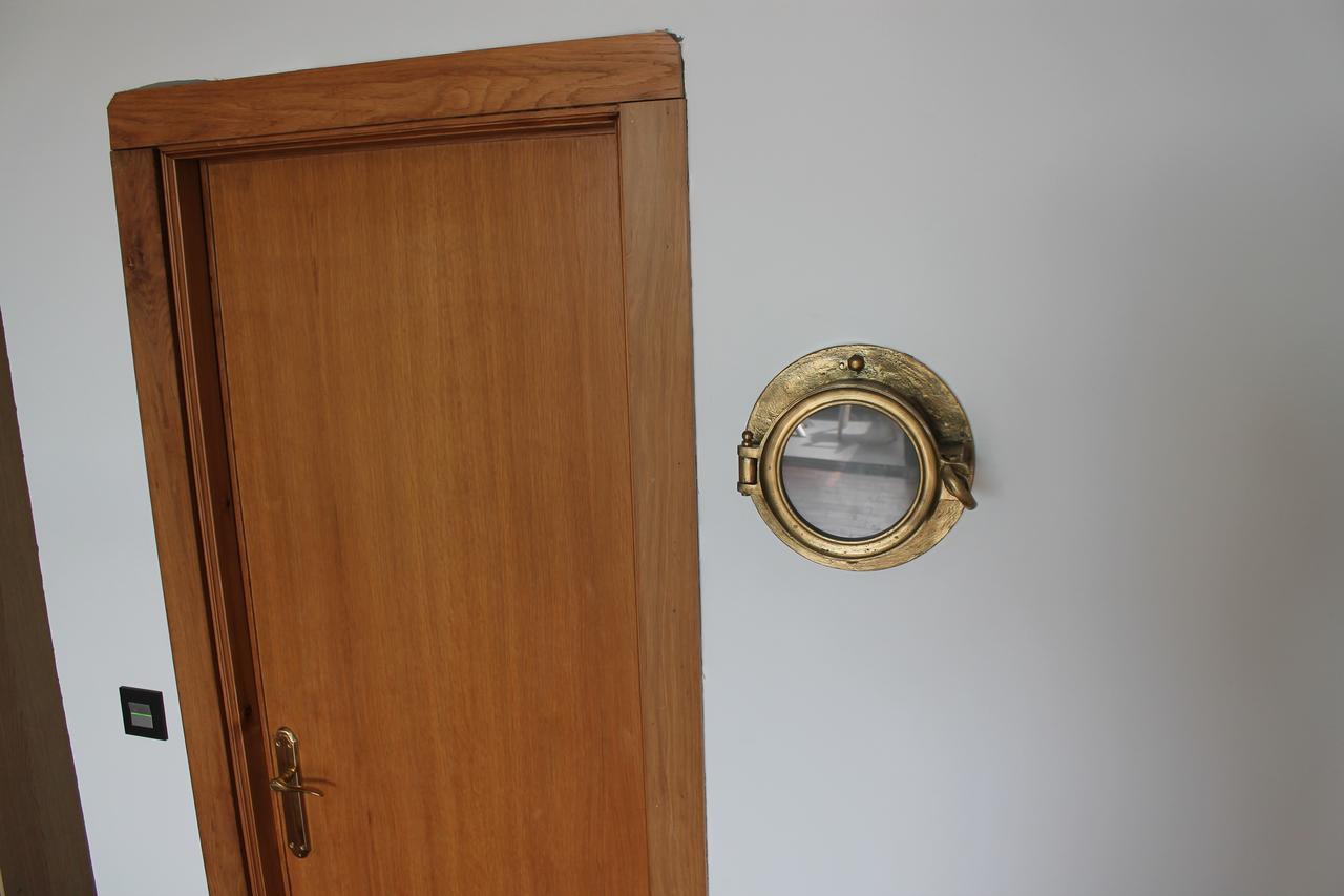 Apartamentos Turisticos Vistademar Luarca Kültér fotó