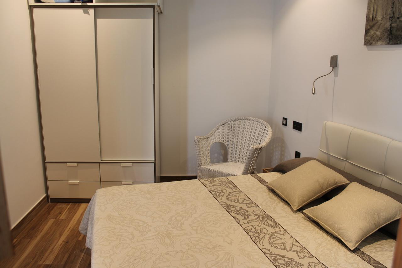 Apartamentos Turisticos Vistademar Luarca Kültér fotó