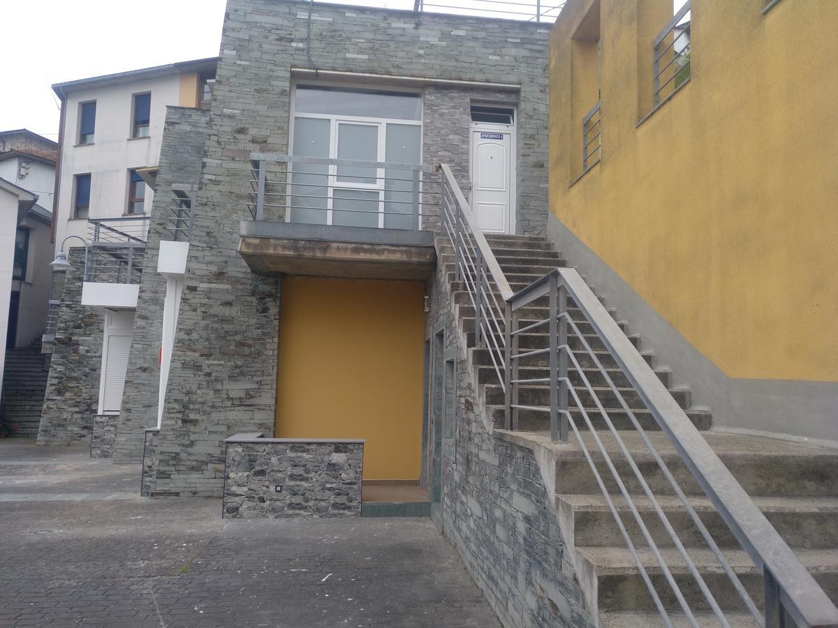 Apartamentos Turisticos Vistademar Luarca Kültér fotó