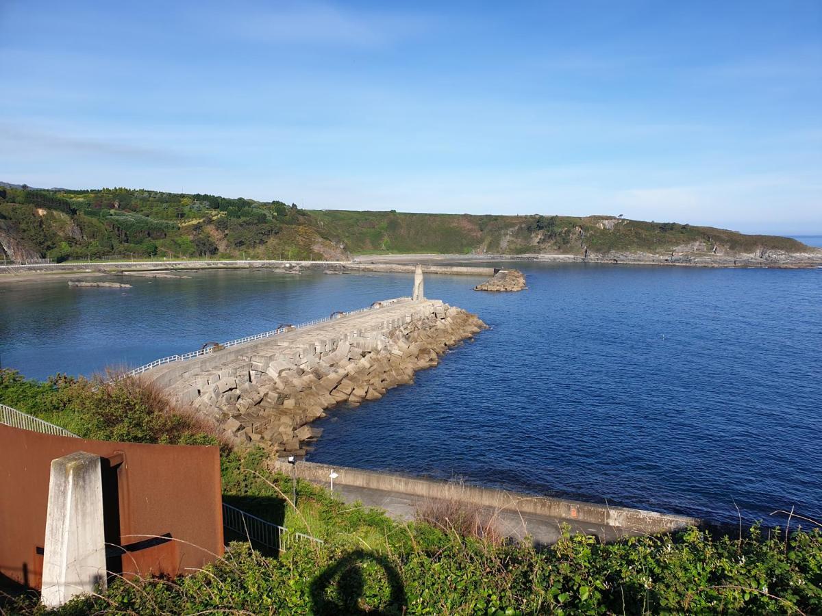 Apartamentos Turisticos Vistademar Luarca Kültér fotó
