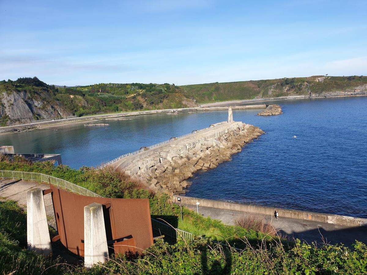 Apartamentos Turisticos Vistademar Luarca Kültér fotó
