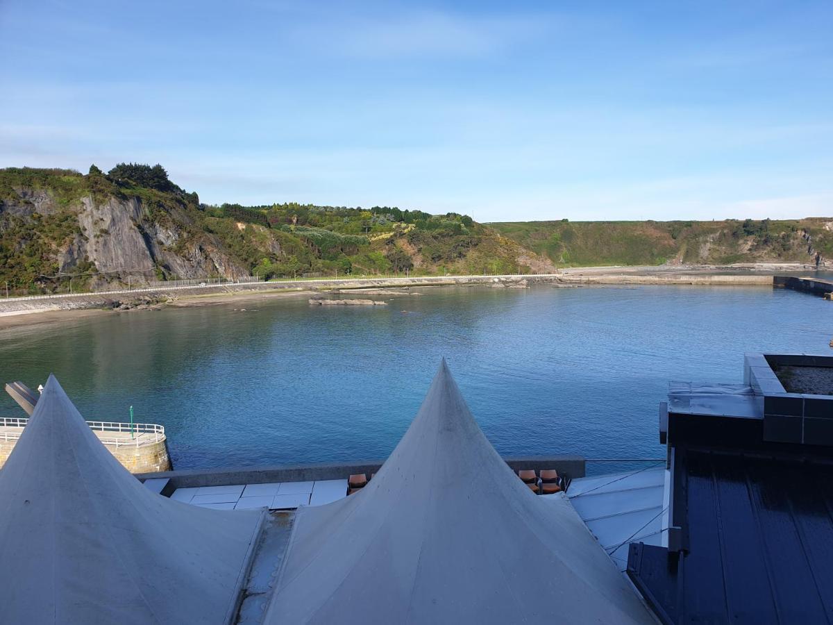 Apartamentos Turisticos Vistademar Luarca Kültér fotó